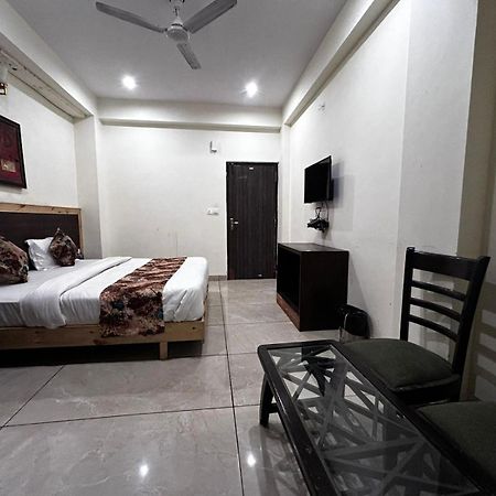 Hangout Inn Bhāgalpur エクステリア 写真
